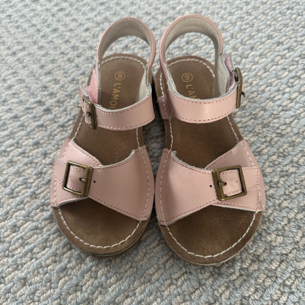 L'Amour Kids Light Pink Velcro Buckle Sandals